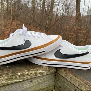 Nike Court Legacy Sneakers size 9.5